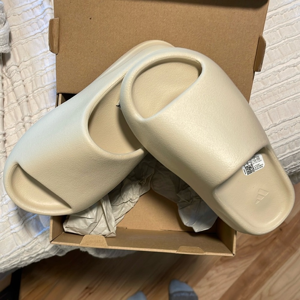 Brand new Yeezy Slides made by Addias